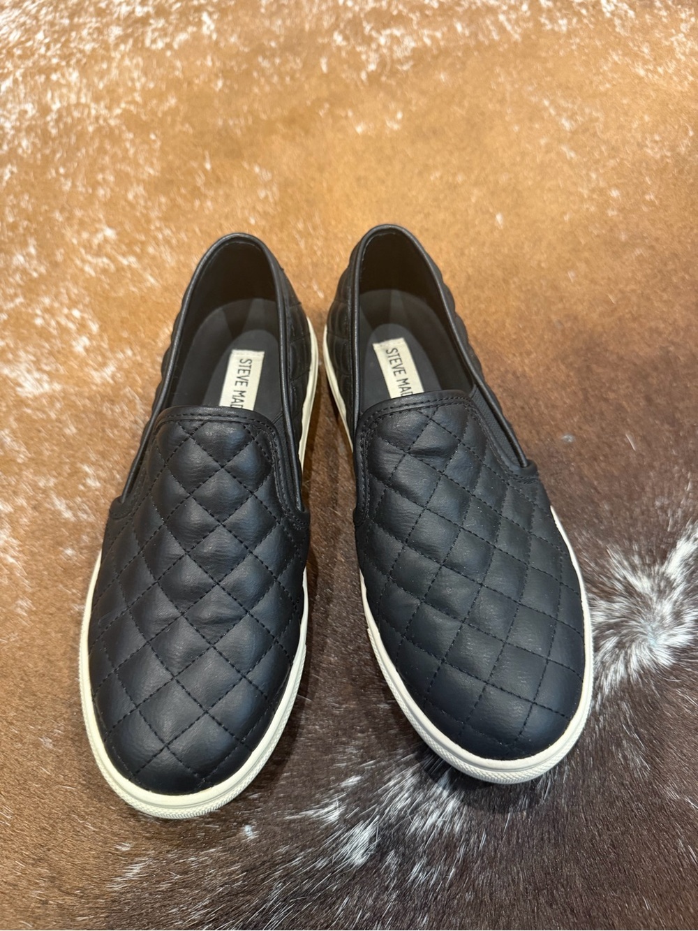 Steve Madden ECENTRCQ Black Quilted Slip-On Sneakers Size 6.5